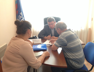 Владимир Дмитриев  обсудил с жителями вопросы оздоровления подрастающего поколения